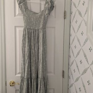 🌷Sage Boho Smocked Maxi Dress🌿